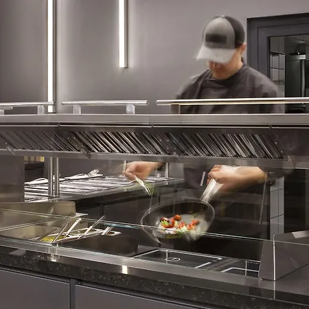 فندق Innside By Melia 4*