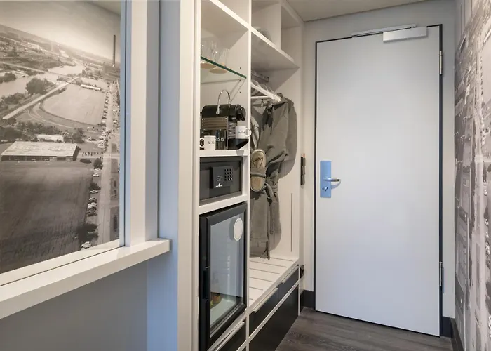 Отель Innside By Melia